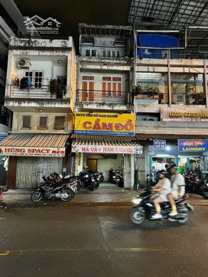 bán nhà mặt tiền đường cô bắc,p.cầu ông lãnh. trệt lửng 2 lầu, 55.1m2, ngang 3.8m, nở hậu.chỉ 24 tỷ