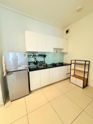 cho thuê căn hộ chung cư hausneo dt 50m2:1pn 1wc có nội thất 7,5 tr