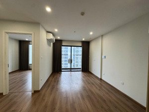 chính chủ bán căn 2n toà i3 tầng 28 giá 4,68 tỷ nội thất cđt bàn giao*