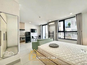 studio cao cấp ngay q10_tiện duy chuyển full nội thất_ban công