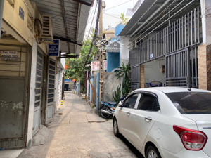 bán nhà hẻm ô tô gò dầu sát aeon mall tân phú - 72m2(4x18m) - nhà cũ tiện xây mới theo ý thích