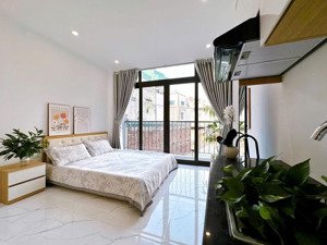 toà chdv chính kinh, dt 88m x7t mt 6m , 16pnkk , thang máy, pccc, thoát hiểm, doanh thu 100tr/th