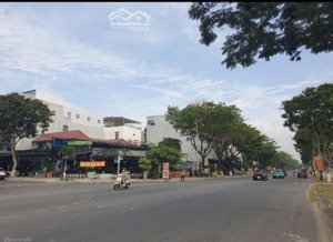 hàng limited- góc 3 mặt tiền đường chương dương- gọi đàm tiến