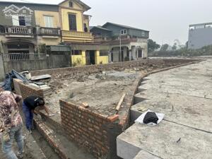 Bán 173m đất mặt đường gom cầu Thanh Trì, lô góc 3 mặt thoáng, vị trí kinh doanh