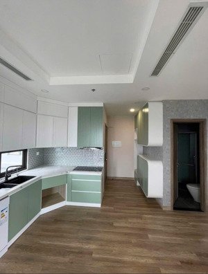 chủ nhà cần bán căn góc 3 ngủ toà haven park . tầng trung đẹp giá tốt.