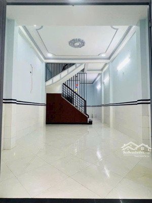 bán nhà ngã 4 quang trung phạm văn chiêu, 45 m2 nhà mới ở liền chỉ hơn 4 tỷ .