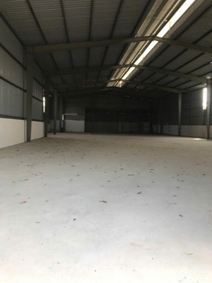 cho thuê kho xưởng diện tích 1000m² đường siêu rộng ô tô tránh nhau thoải mái phúc thọ, hà nội