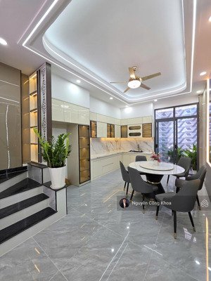 bán nhà hoàn công, sân ô tô, phòng ngủ dưới, gần giáo xứ bà trà 500m, p.bình chuẩn, tp.thuận an