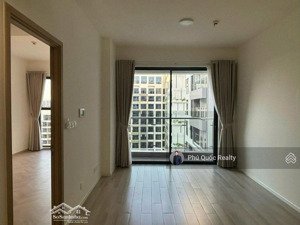 cho thuê cc lumiere boulevard quận 9 - căn hộ cao cấp 2 phòng ngủ 2wc, nội thất cơ bản