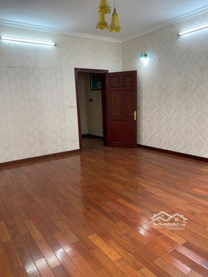 cho thuê nhà nguyên căn mạc thái tổ, trung kính, vũ phạm hàm. dt 70m2 x 5 tầng, 26tr/ tháng.