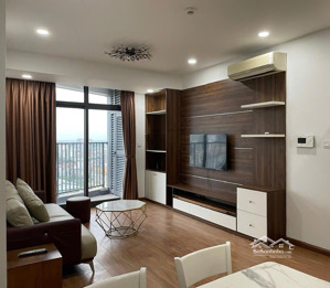 cho thuê cc discovery complex, 18 triệu vnd, 96m2, 2pn, 2wc, giá siêu hời chỉ với