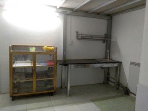 cho thuê nhà nguyên căn bình tân, có gác lửng, gần chợ, trường học