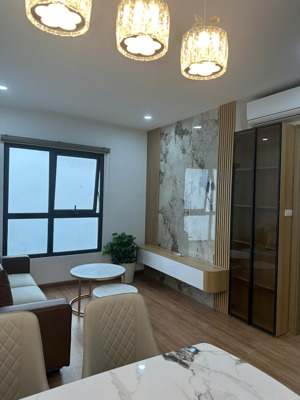 bán nhanh căn 2n2wc vuông vắn 60m2 full đồ mới tinh 5.2 tỷ