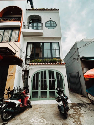 bán nhà 3 tầng mới xây đường tiểu la, hoà cường, đà nẵng