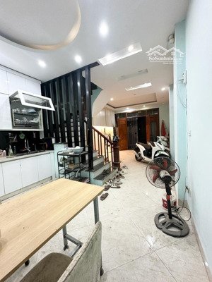 cần bán gấp nhà ở khương đình,thanh xuân hà nội