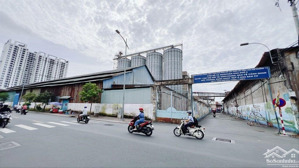 bến bình đông 42m2 -3.4 tỷ - nở hậu 5.5m - hẻm ba gác - 2 tầng btct - tiềm năng tăng giá.