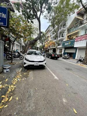 Bán Nhà Phố Hàng Chuối Hai Bà Trưng 55m2-3T MT5m 1 SỔ 1 CHỦ 18 Tỷ Hàng Chuối.