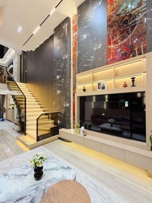 nhà mới 5 tầng thạnh xuân 33 - sát gò vấp - 62m2 - (4x15,5) - 7,15 tỷ