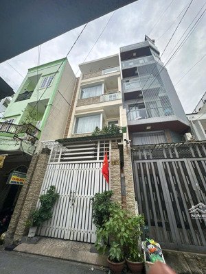 **bán nhà hxh cách mạng tháng tám, phường 4, tân bình; 4,5*13m - 4 tầng