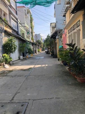 đất đẹp bùi đình túy hẻm xe tải 6m, dt 3.8x14m 50.3 m2, giá 7.6 tỷ.