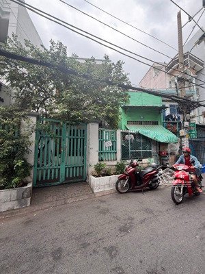 tân phú - phù hợp xây mới hoặc chdv - 4.4x13 - hẻm 5m - xe tải vi vu - có thu nhập sẵn