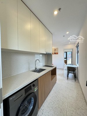 cho thuê gấp phòng 1n1k-2n1k ở láng- oto đỗ cửa. phòng rộng thoáng full ban công