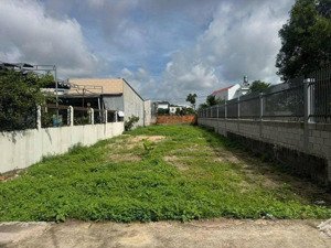 bán gấp lô đất 135m2 giá chỉ 900triệu tại đường cây trôm mỹ khánh, củ chi.cách cầu vượt củ chi 1km