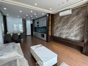 siêu phẩm nhà đẹp 5 tầng full nội thất, oto tránh, khu dịch vụ 6.9ha vân canh - hoài đức - hà nội