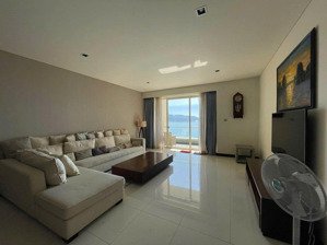chính chủ bán căn hộ 243m2(3pn) ở the costa nha trang- tầng cao- hướng đn mát mẻ- giá chỉ 35 tỷ