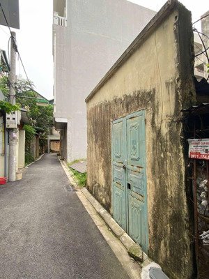 chính chủ cần bán 40 m2 trâu quỳ - gia lâm, giá nhỉnh 6.x tỷ, liên hệ 