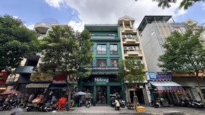 bán nhà 2 mặt tiền ngang 8m ngay chợ bến thành - dự án one central sài gòn