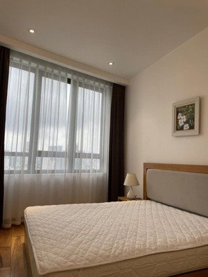 cho thuê gấp cc indochina plaza hanoi, 23 triệu vnd, 98m2, 2pn, 2wc, full nội thất