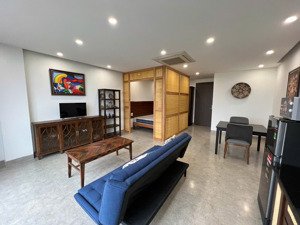 cần bán tòa căn hộ dịch vụ hồng tiến 150m2 x 7 tầng 24 phòng 150tr/th