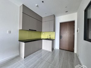 ch 2pn giá 6.250.000 vnđ và free 1 tháng tiền nhà rộng 57m2 ngay thống nhất hướng vào làng đại học