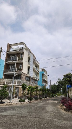 bán đất mặt tiền kdc rạch lào p15 q8 - 2 mặt giáp sông thoáng mát yên tĩnh