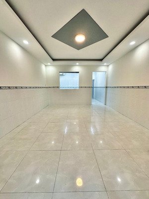 bán nhà phan văn trị gần emart 52m ngang 4m dài 12m 5.1 tỷ tl mạnh gần đh công nghiệp văn lang