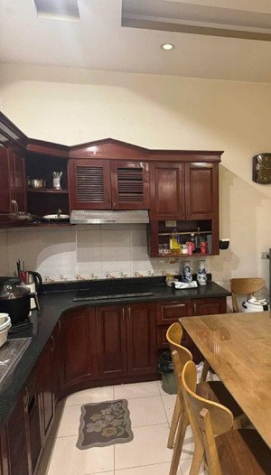 cho thuê nhà ở gia đình hoặc kinh doanh online tại đình thôn. diện tích 55m2 tài chính 20tr/1tháng