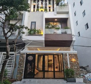 bán gấp nhà cho thuê 22tr, lý phục man-quận 7 diện tích 79,5m2 giá 3tỷ500 cách chợ lý phục man 250m