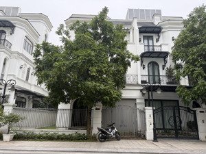 43,5 tỷ! bt song lập ngọc trai đảo nhỏ- 151m2- đông nam duy nhất tại vin 1