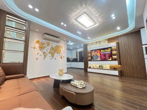 giảm giá bán gấp ch 2pn 74m2 tại vinhomes west point chỉ 8,9 tỷ w3 sẵn sổ. liên hệ: 