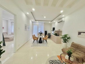 cho thuê phòng 1pn 7,9 triệu, 50m2 tách bếp tại trần hưng đạo - ngay bộ công an tphcm . lh quỳnh my