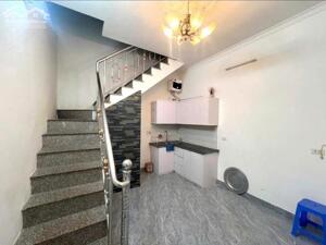 CHO THUÊ NHÀ NGUYÊN CĂN 2 TẦNG NGÕ HAI BÀ TRƯNG