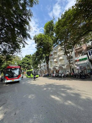 mp bà triệu hai bà trưng dt 79 m x 6 tầng x mt 4.45 m x chỉ 84.5 tỷ