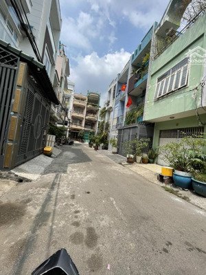 bán nhà mt đường số 1c, dt 4 x 16m, 2.5 tấm, 6.8 tỷ. gần công viên