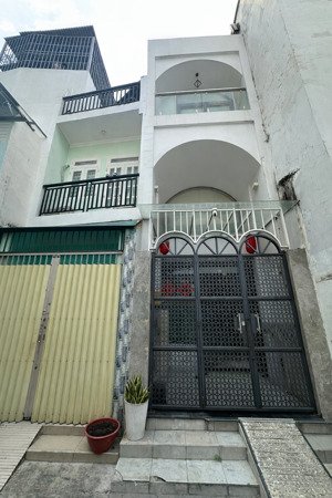 4 tầng trần văn quang vài bước là âu cơ - hẻm sạch đẹp thông - chuẩn pháp lý nhỉnh 5 tỷ .