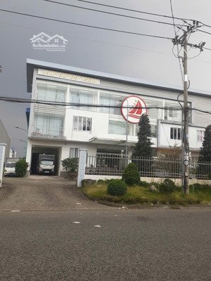 bán gấp kho xưởng 4750m2 trong kcn tân tạo, đang làm xưởng sx mỹ phẩm đường cont40