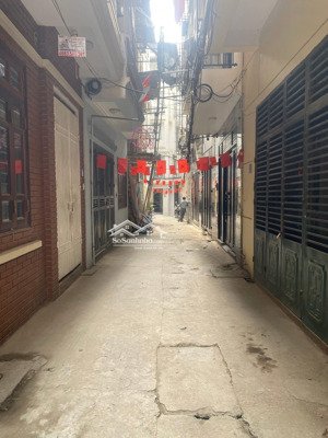 gần phố vọng nhà đẹp phân lô dân xây 35m2 x 5t giá 7 tỷ sổ cc có tl