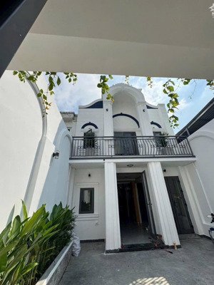 nhà 117,2m2 (ngang 6m),mặt tiền kinh doanh gần vincom 550 dĩ an,tp dĩ an