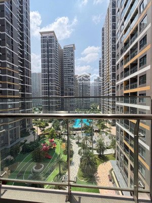 duy nhất căn giá tốt 83m2, nhà mới, mua trực tiếp cdt vinhomes, giá 4.3 tỷ, cho thuê 12-18 triệu