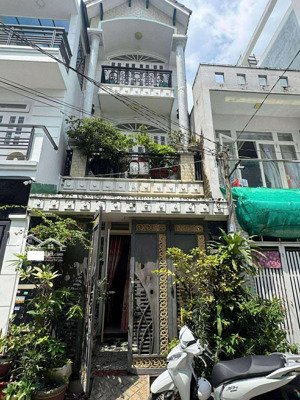 nhà 4 tầng đẹp hẻm xe hơi gần mặt tiền lê văn khương quận 12 chỉ 5.950 tỷ.